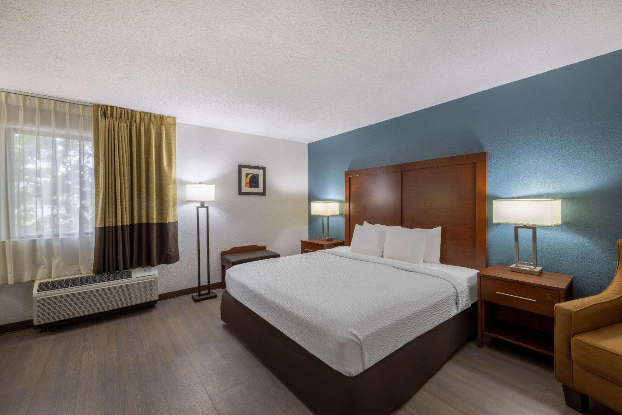Travelodge By Wyndham Brooklyn Center Dış mekan fotoğraf