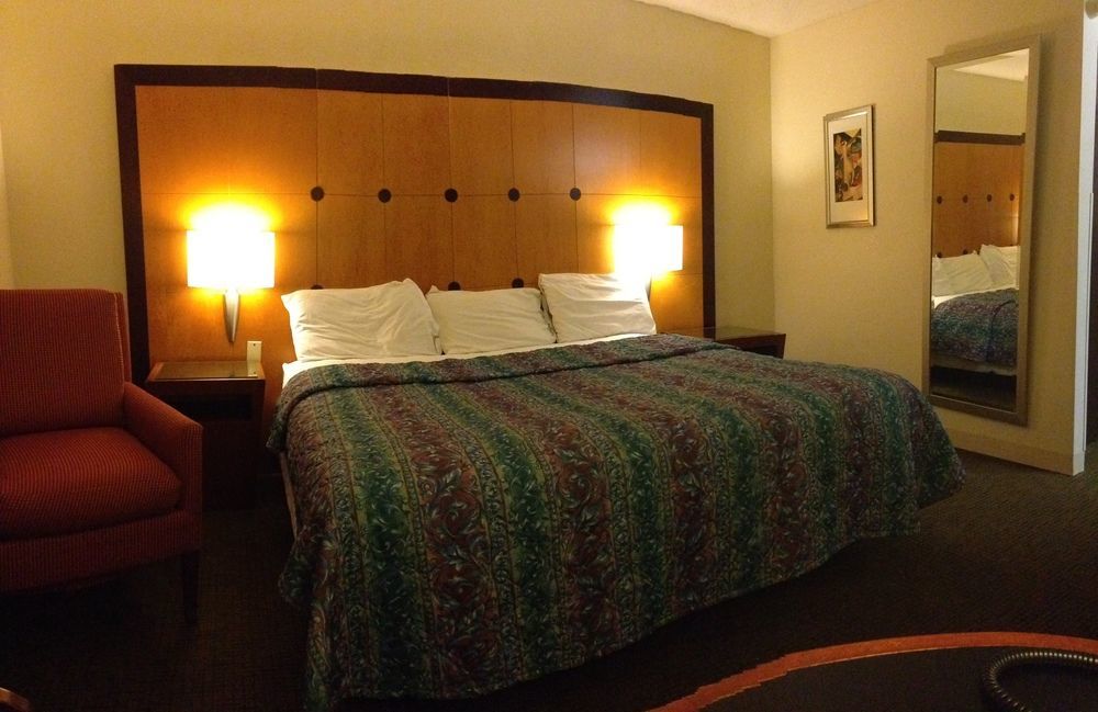 Travelodge By Wyndham Brooklyn Center Dış mekan fotoğraf